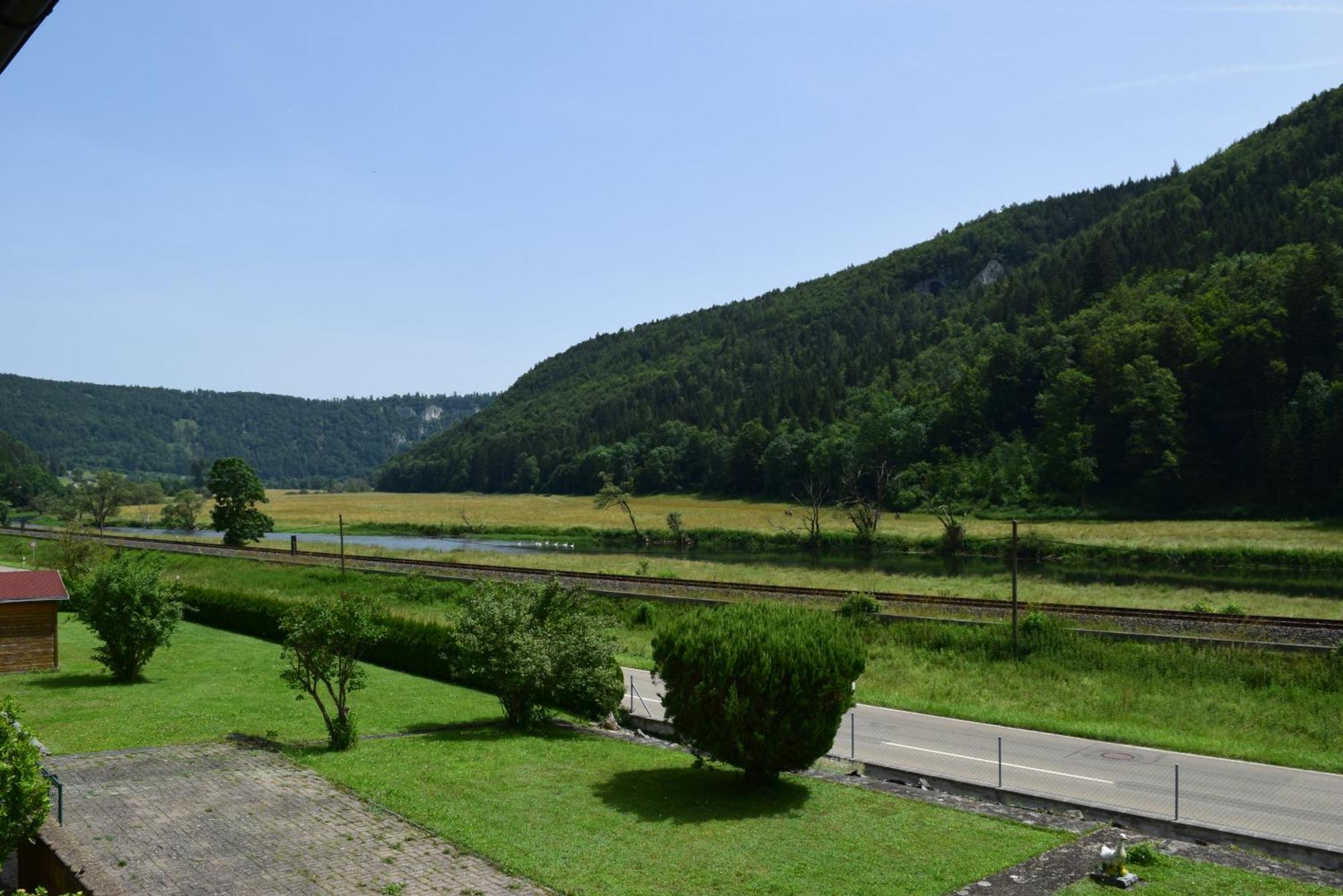 Ferienwohnung Manuela Hausen im Tal 外观 照片
